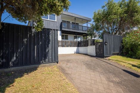 Photo of property in 94 Oceanbeach Road, Mount Maunganui, 3116