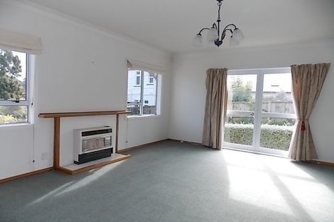 Photo of property in 10 Brassey Road, Saint Johns Hill, Whanganui, 4500