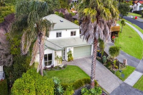 Photo of property in 32 Kate Sheppard Avenue, Torbay, Auckland, 0630
