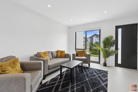 Photo of property in 9 Adlam Lane, Takanini, 2112