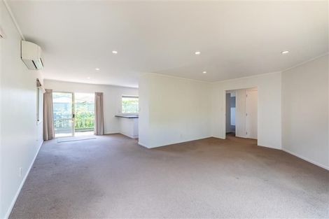 Photo of property in 25a Harbour View Road, Point Chevalier, Auckland, 1022