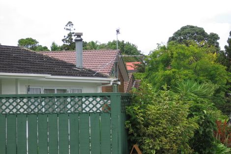 Photo of property in 12 Eleanor Place, Blockhouse Bay, Auckland, 0600