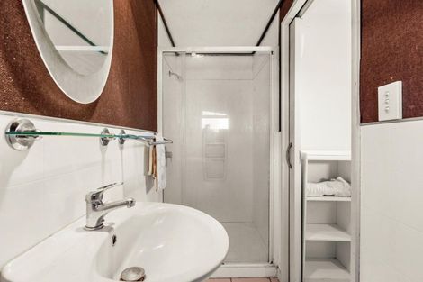 Photo of property in 66 Middle Road, Havelock North, 4130