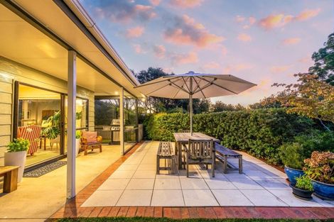 Photo of property in 33 Paremata Haywards Road, Pauatahanui, Porirua, 5381