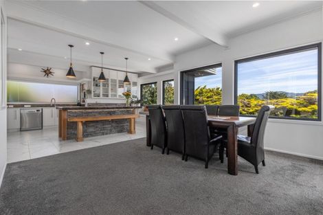 Photo of property in 16 Whyte Street, Paraparaumu Beach, Paraparaumu, 5032