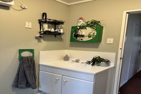 Photo of property in 97-103 South Karori Road, Karori, Wellington, 6012