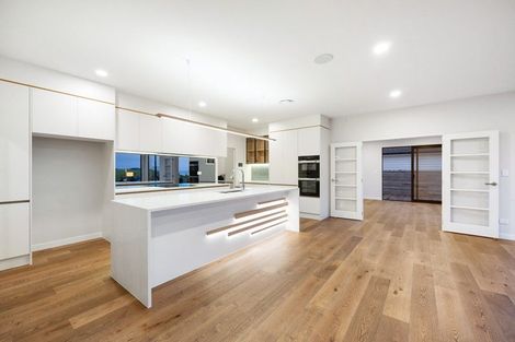 Photo of property in 15 Kumukumu Road, Long Bay, Auckland, 0630