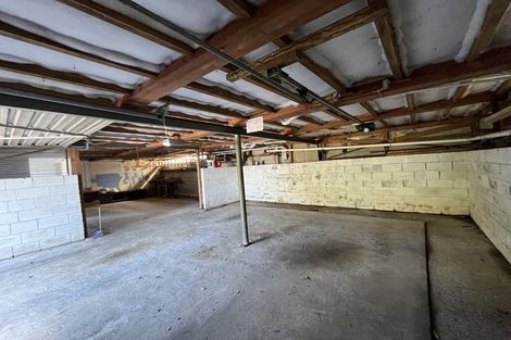 Photo of property in 109 Ennis Avenue, Pakuranga Heights, Auckland, 2010