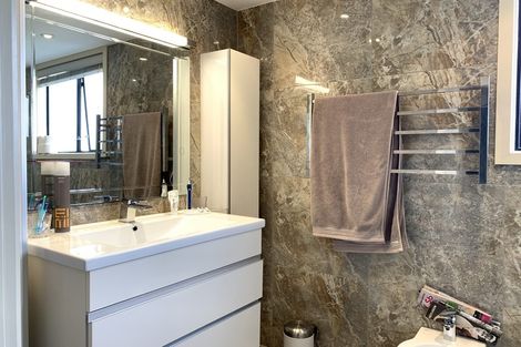 Photo of property in 56 Onetaunga Road, Chatswood, Auckland, 0626