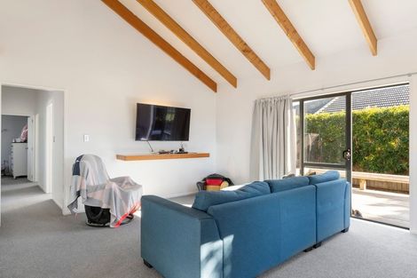 Photo of property in 40 Plunket Avenue, Papatoetoe, Auckland, 2104