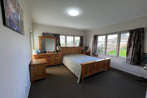 Photo of property in 1/165 Titirangi Road, New Lynn, Auckland, 0600