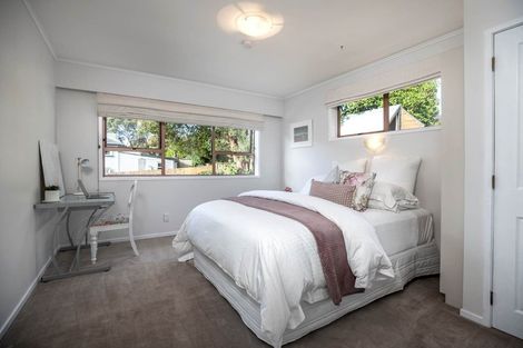 Photo of property in 12a Green Lane East, Remuera, Auckland, 1050