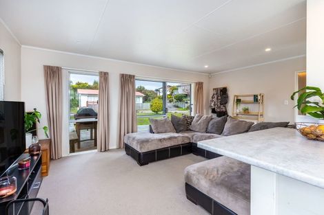 Photo of property in 19 Kiddle Drive, Hilltop, Taupo, 3330