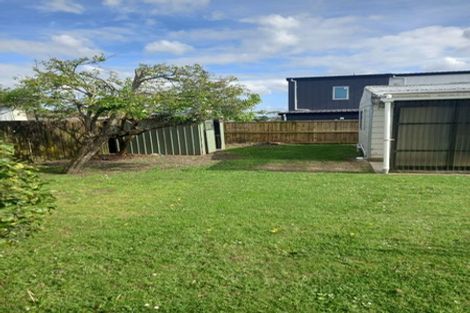 Photo of property in 6 Balwyn Place, Clendon Park, Auckland, 2103