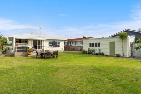 Photo of property in 121 Links Avenue, Mount Maunganui, 3116