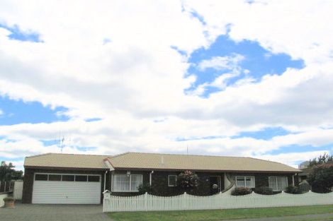 Photo of property in 5a Terrace Avenue, Mount Maunganui, 3116