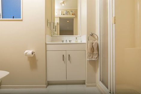 Photo of property in 3 Gala Place, Henderson, Auckland, 0612