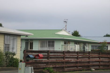 Photo of property in 15b Cypress Grove, Paraparaumu, 5032