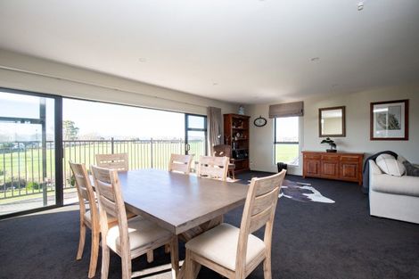 Photo of property in 3 Mcquarrie Place, Ngatea, 3503