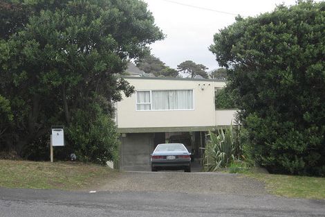 Photo of property in 6 Jeep Road, Raumati South, Paraparaumu, 5032