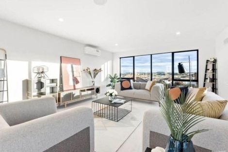 Photo of property in 45 Ascension Crescent, Orewa, 0931