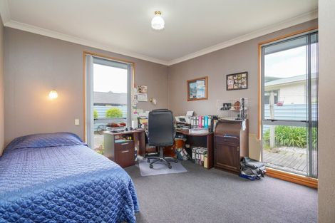 Photo of property in 207 Queens Drive, Windsor, Invercargill, 9810