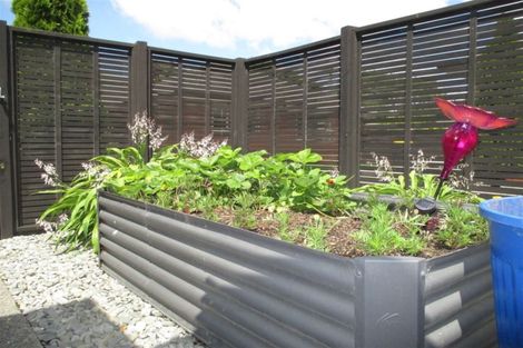 Photo of property in 2/17 Hansons Lane, Upper Riccarton, Christchurch, 8041