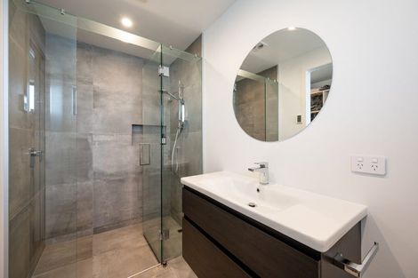 Photo of property in 6 Platinum Ridge, Wanaka, 9305