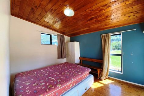 Photo of property in 54 Opahi Bay Road, Mahurangi West, Warkworth, 0983