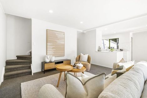 Photo of property in 9/179 Mokoia Road, Birkenhead, Auckland, 0626