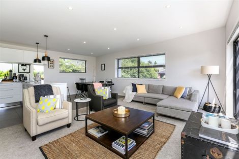 Photo of property in 82 Karamea Street, Whalers Gate, New Plymouth, 4310