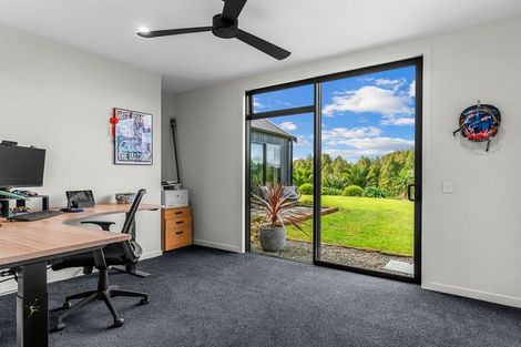 Photo of property in 136 Karanui Road, Te Kamo, Kamo, 0185