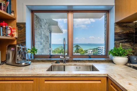 Photo of property in 4/6a The Promenade, Takapuna, Auckland, 0622