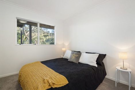 Photo of property in 7 Hotspur Place, Bayview, Auckland, 0629