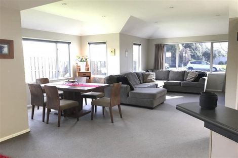 Photo of property in 25 Beechwood Drive, Northwood, Christchurch, 8051