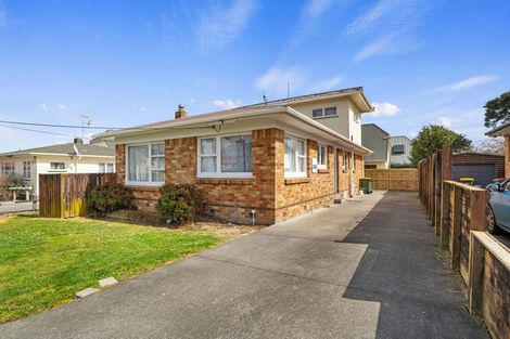 Photo of property in 17 Hogan Street, Hamilton East, Hamilton, 3216