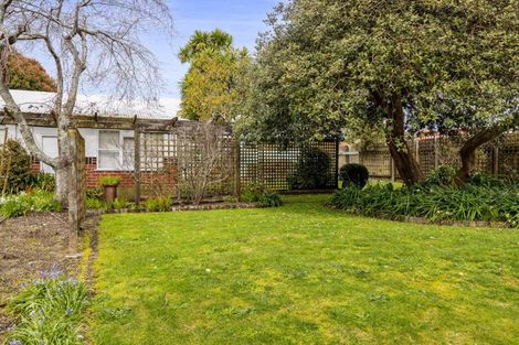 Photo of property in 75 Domett Street, Waitara, 4320