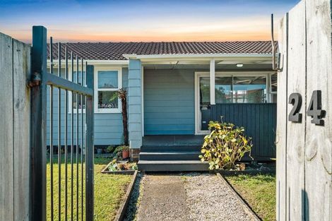 Photo of property in 1/24 Greenhaven Avenue, Opaheke, Papakura, 2113