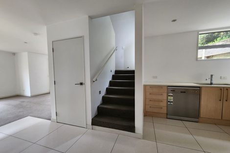 Photo of property in 9 Court Road, Tawa, Wellington, 5028