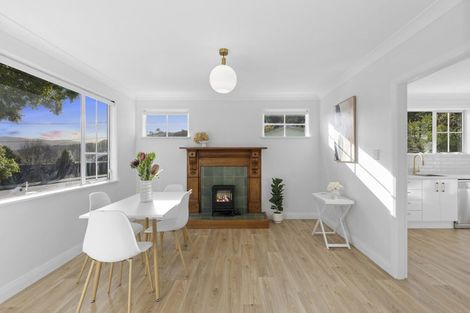 Photo of property in 117 Horoeka Street, Stokes Valley, Lower Hutt, 5019