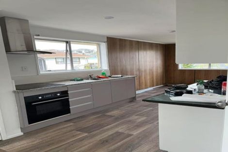 Photo of property in 2 Cranberry Place, Bucklands Beach, Auckland, 2012