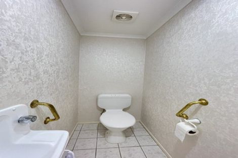 Photo of property in 41 Fernbrook Close, Burswood, Auckland, 2013