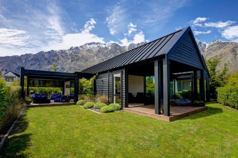 Photo of property in 58 Falconer Rise, Jacks Point, Queenstown, 9371