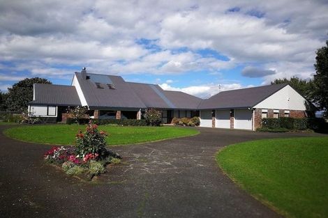 Photo of property in 85 Pararekau Road, Karaka, Papakura, 2580