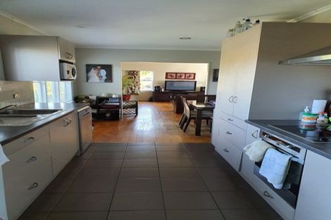 Photo of property in 151 Reeves Road, Pakuranga Heights, Auckland, 2010