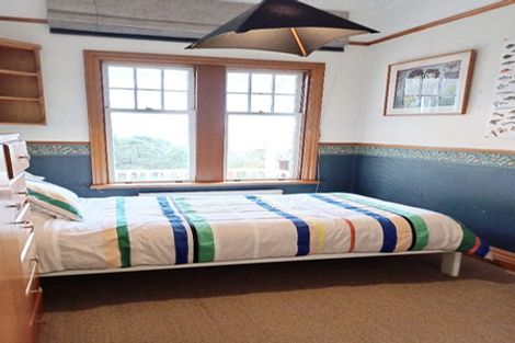 Photo of property in 14 Dorking Road, Brooklyn, Wellington, 6021