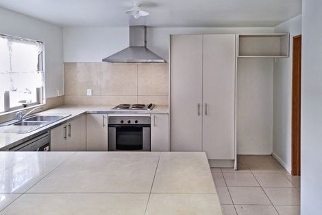 Photo of property in 6e Panama Road, Mount Wellington, Auckland, 1062