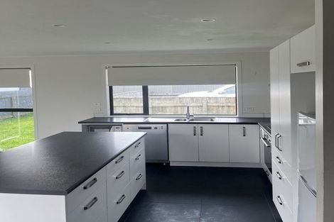 Photo of property in 151b Bartholomew Road, Levin, 5510