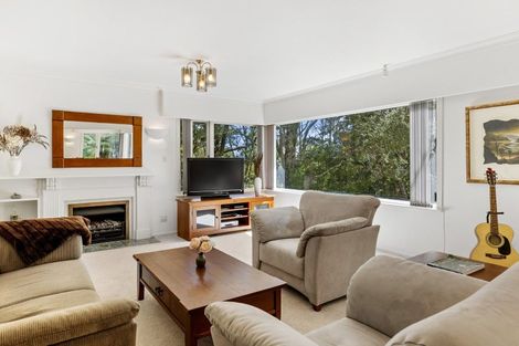 Photo of property in 45 Ingle Avenue, Waipahihi, Taupo, 3330