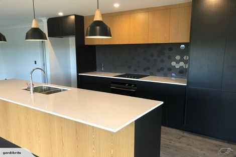 Photo of property in 13 Oxnam Place, Foxton Beach, Foxton, 4815